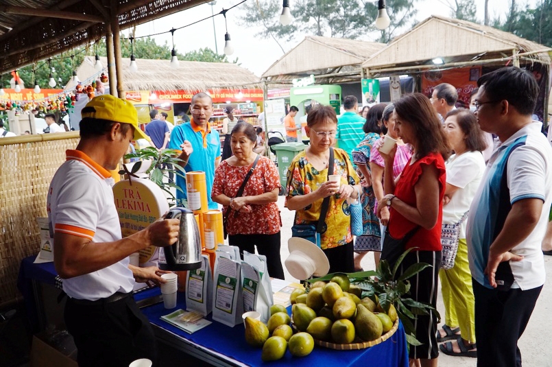 Bà Rịa – Vũng Tàu: Ẩm thực và hội chợ OCOP thu hút đông đảo du khách