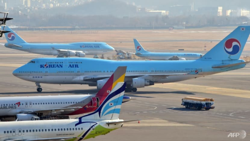 Hãng bay Hàn Quốc bị kiện trong vụ tiếp viên hàng không bị ung thư do phơi nhiễm phóng xạ  - Ảnh 1.