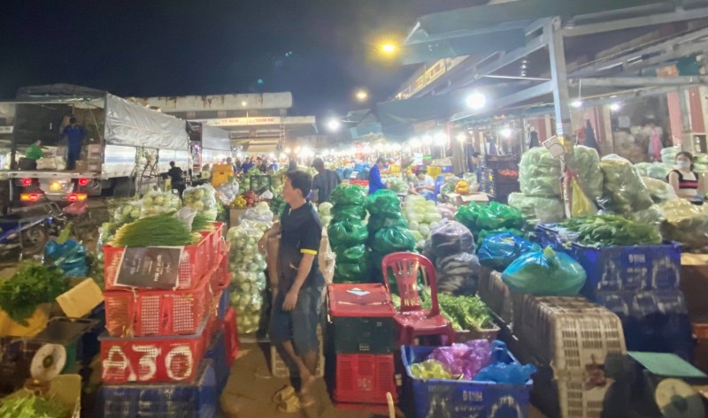 Đông Nam Bộ: Tăng cường kiểm soát an toàn thực phẩm cuối năm